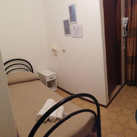 Hotel Magriv Rimini Extérieur photo