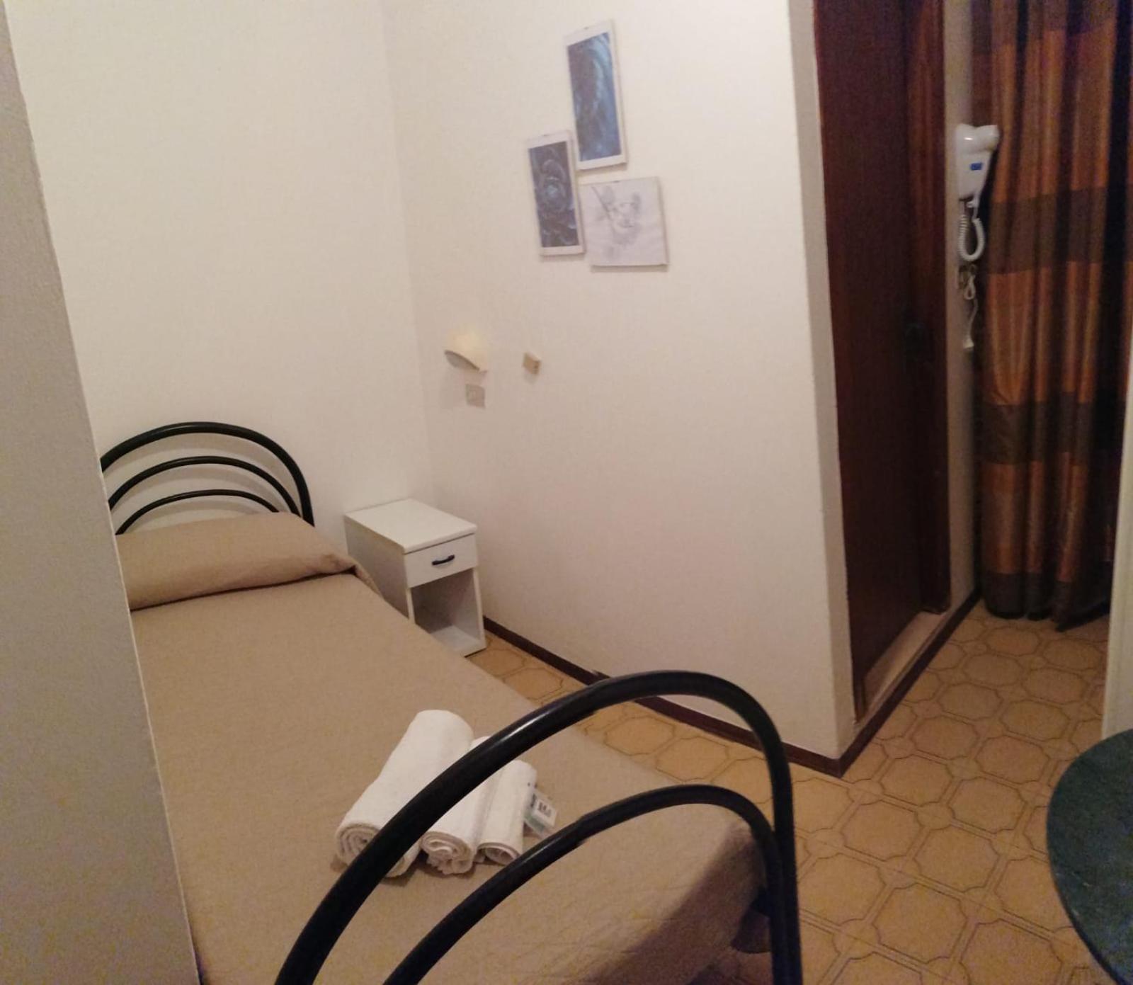 Hotel Magriv Rimini Extérieur photo