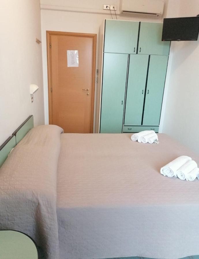 Hotel Magriv Rimini Extérieur photo