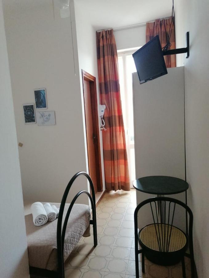 Hotel Magriv Rimini Extérieur photo
