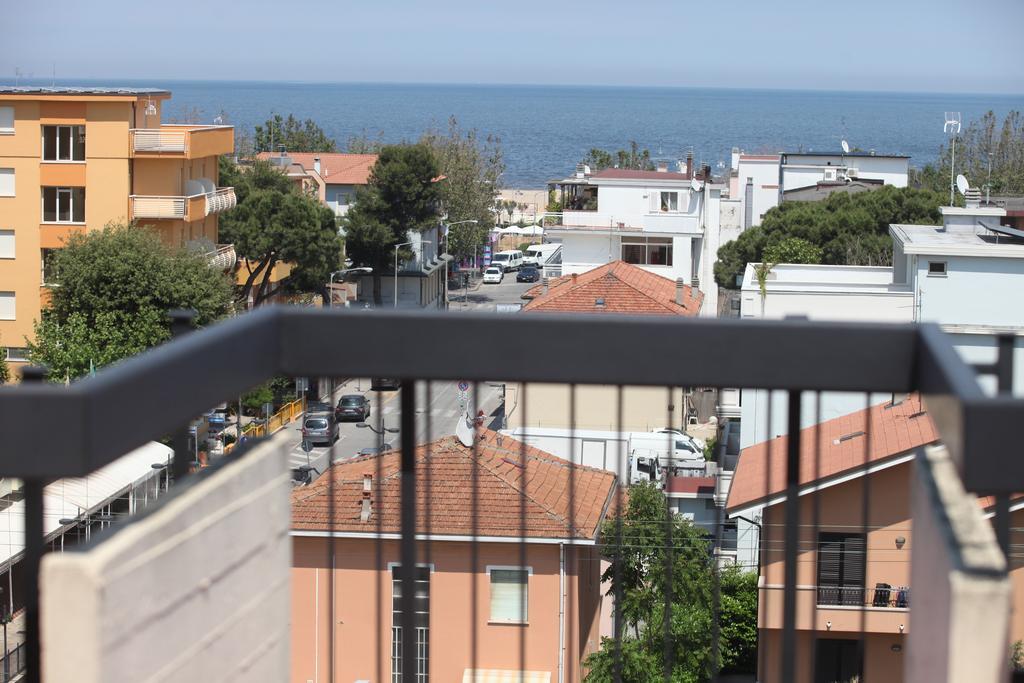 Hotel Magriv Rimini Extérieur photo